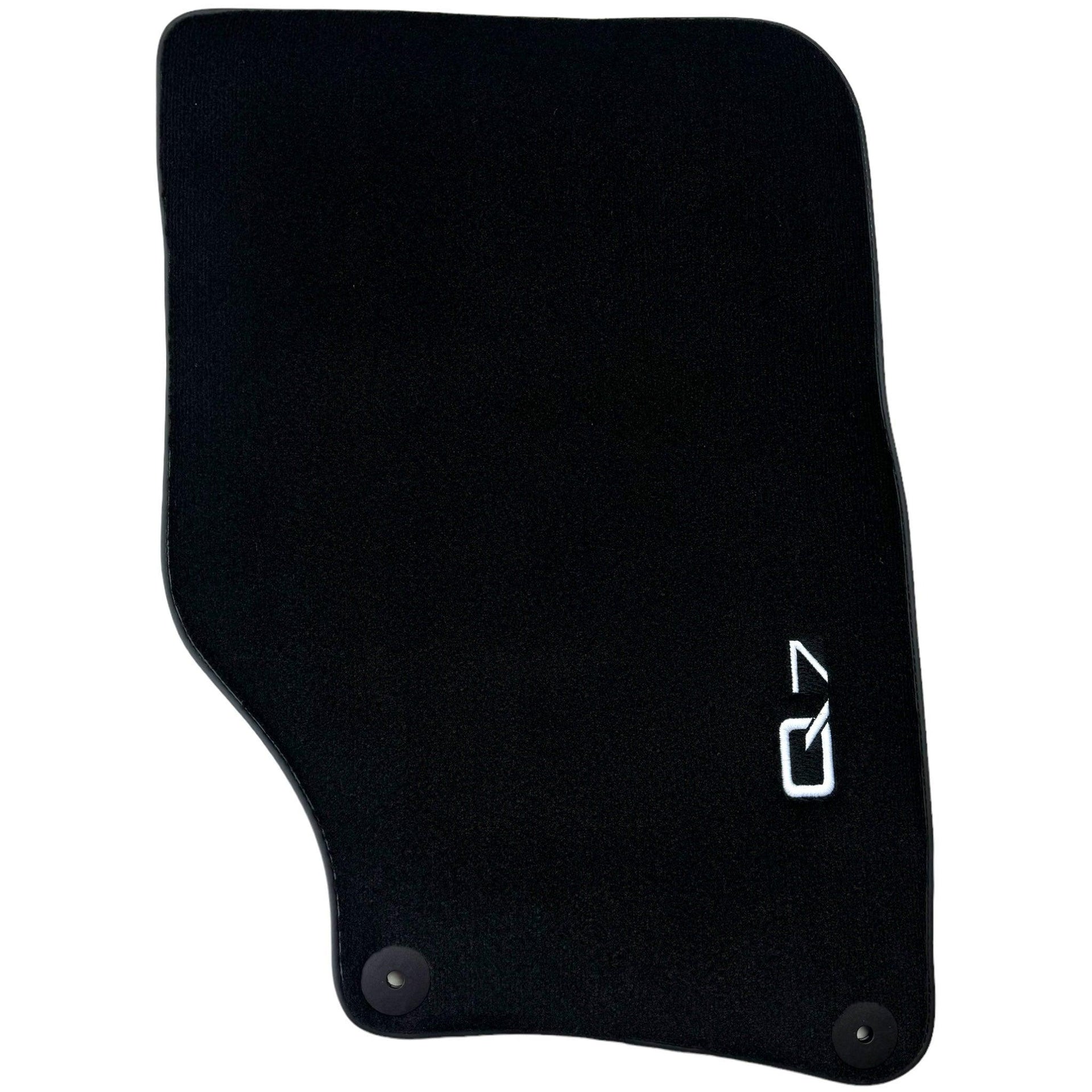 Black Floor Mats for Audi Q7 4L (2006-2015) - AutoWin