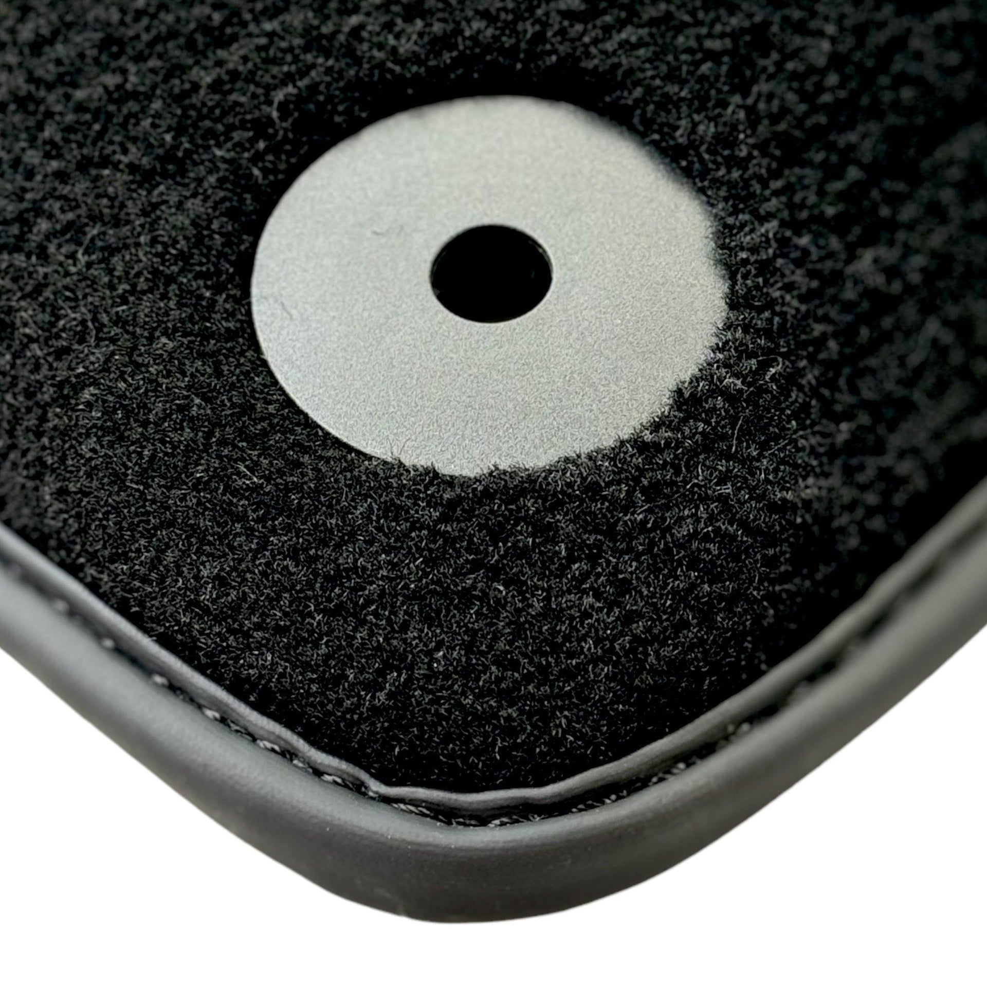 Black Floor Mats for Audi Q8 e-tron (2023-2025) - AutoWin