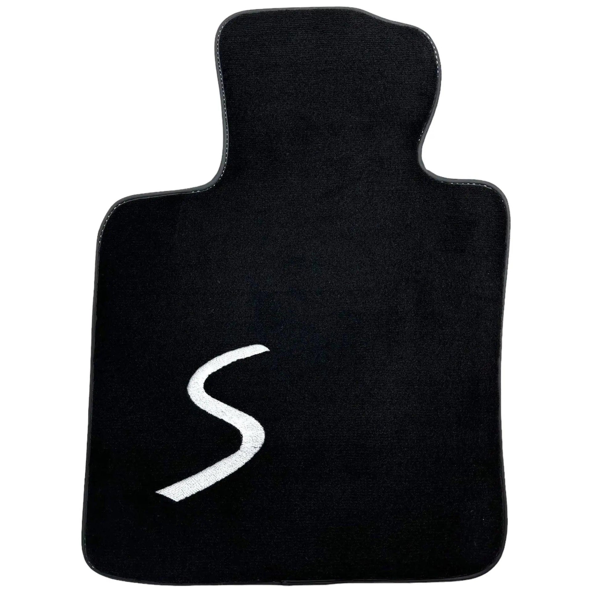 Black Floor Mats for Mini Cooper/One R50 (2001-2007) - AutoWin
