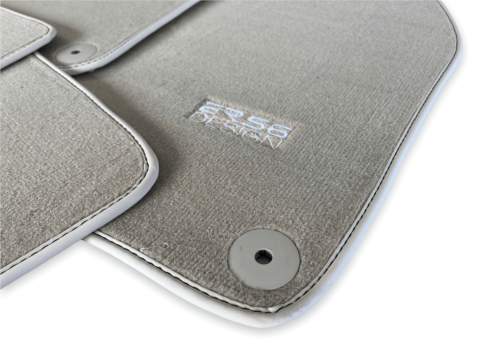 Beige Floor Mats for Porsche Cayenne (2003-2010) | ER56 Design - AutoWin