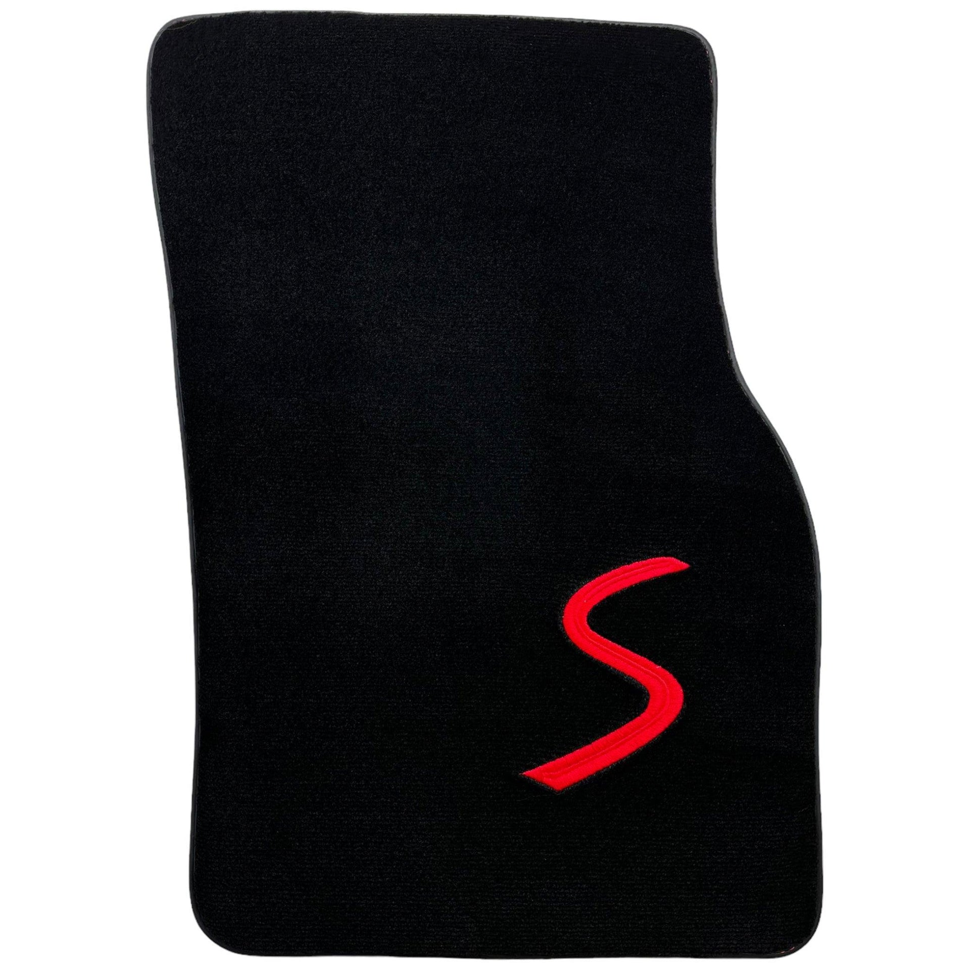 Black Floor Mats for Mini Clubman F54 (2015-2019) - AutoWin