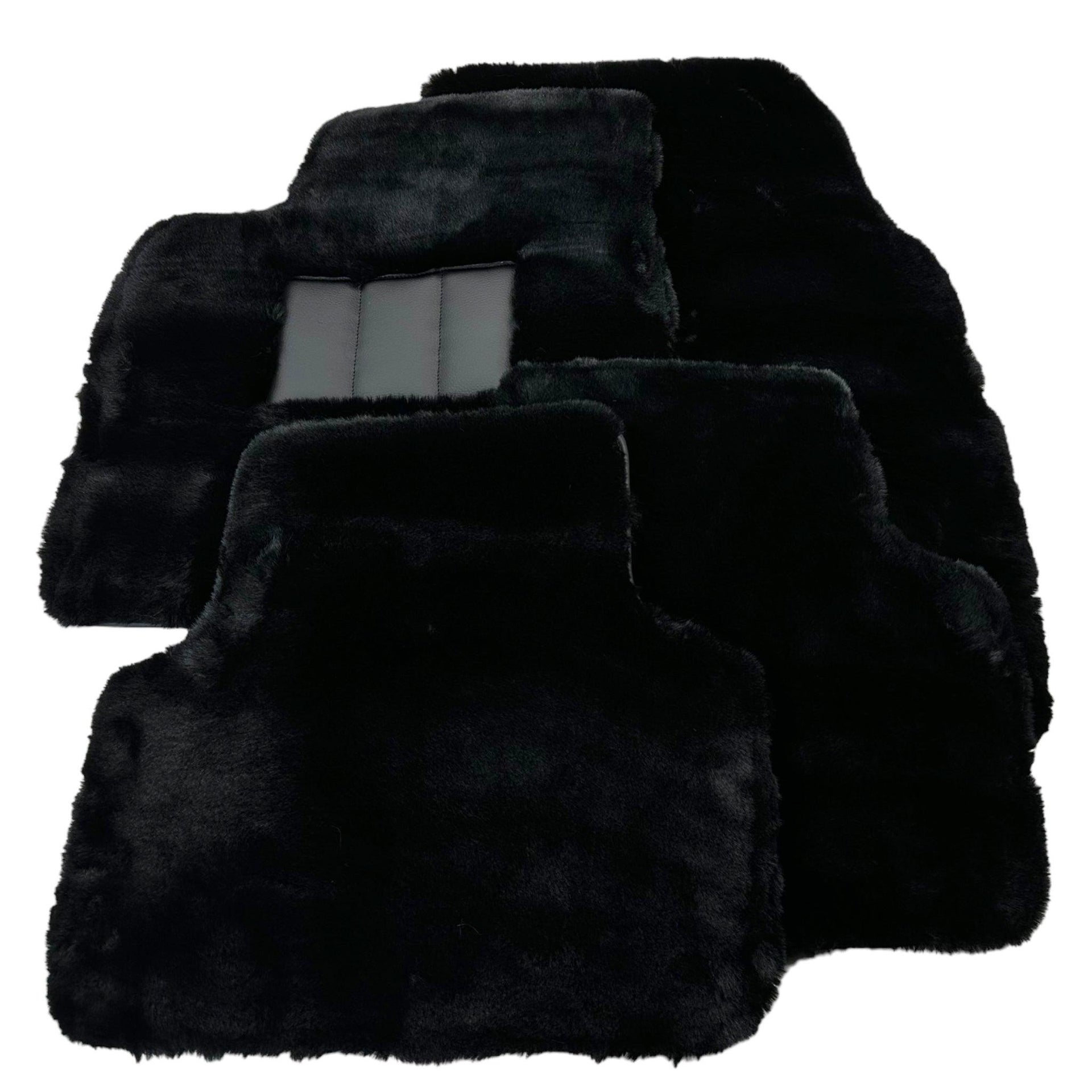 Black Sheepskin Floor Mats for Lamborghini Urus (2018-2024) | ER56 Design - AutoWin