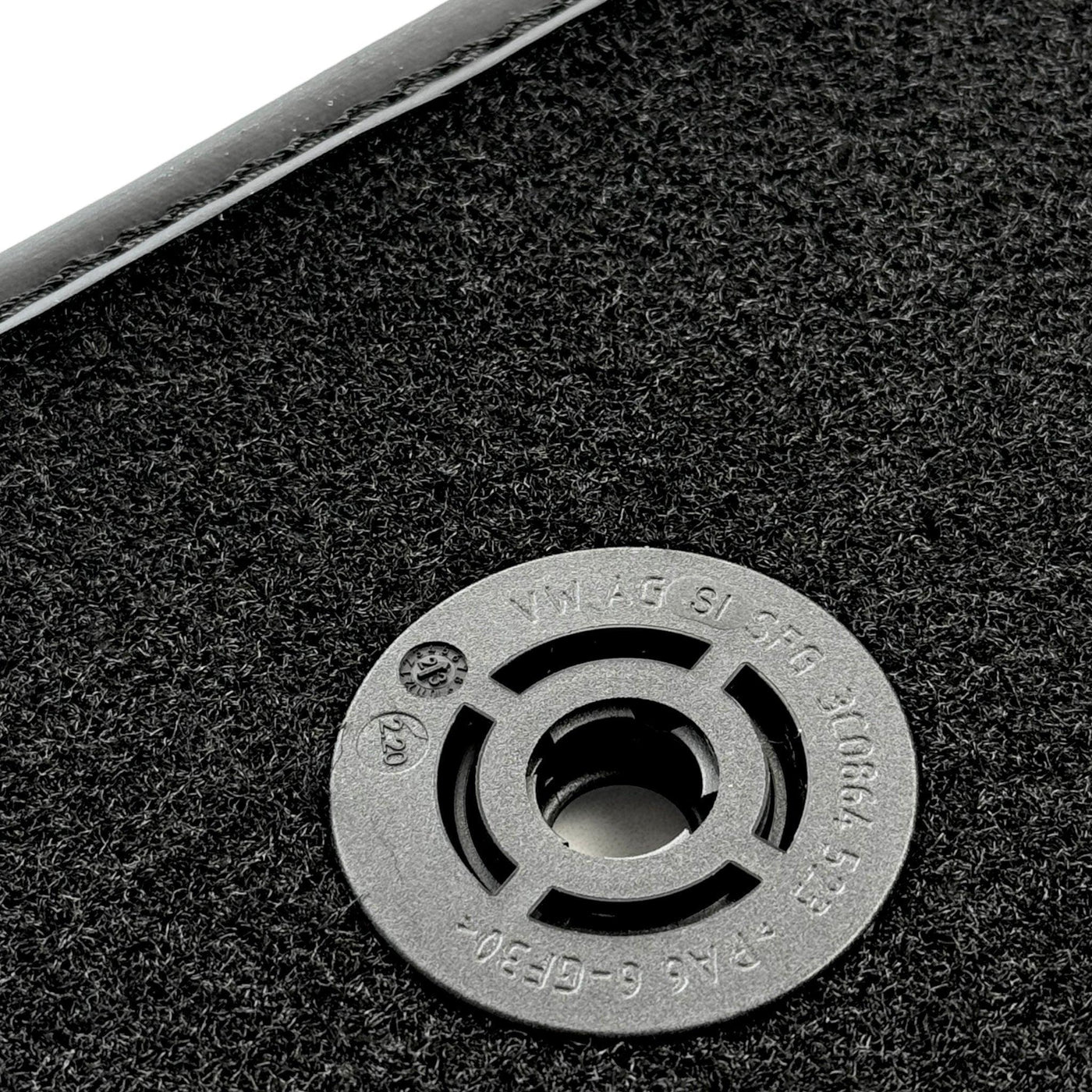 Black Floor Mats for Audi Q2 (2020-2024) - AutoWin