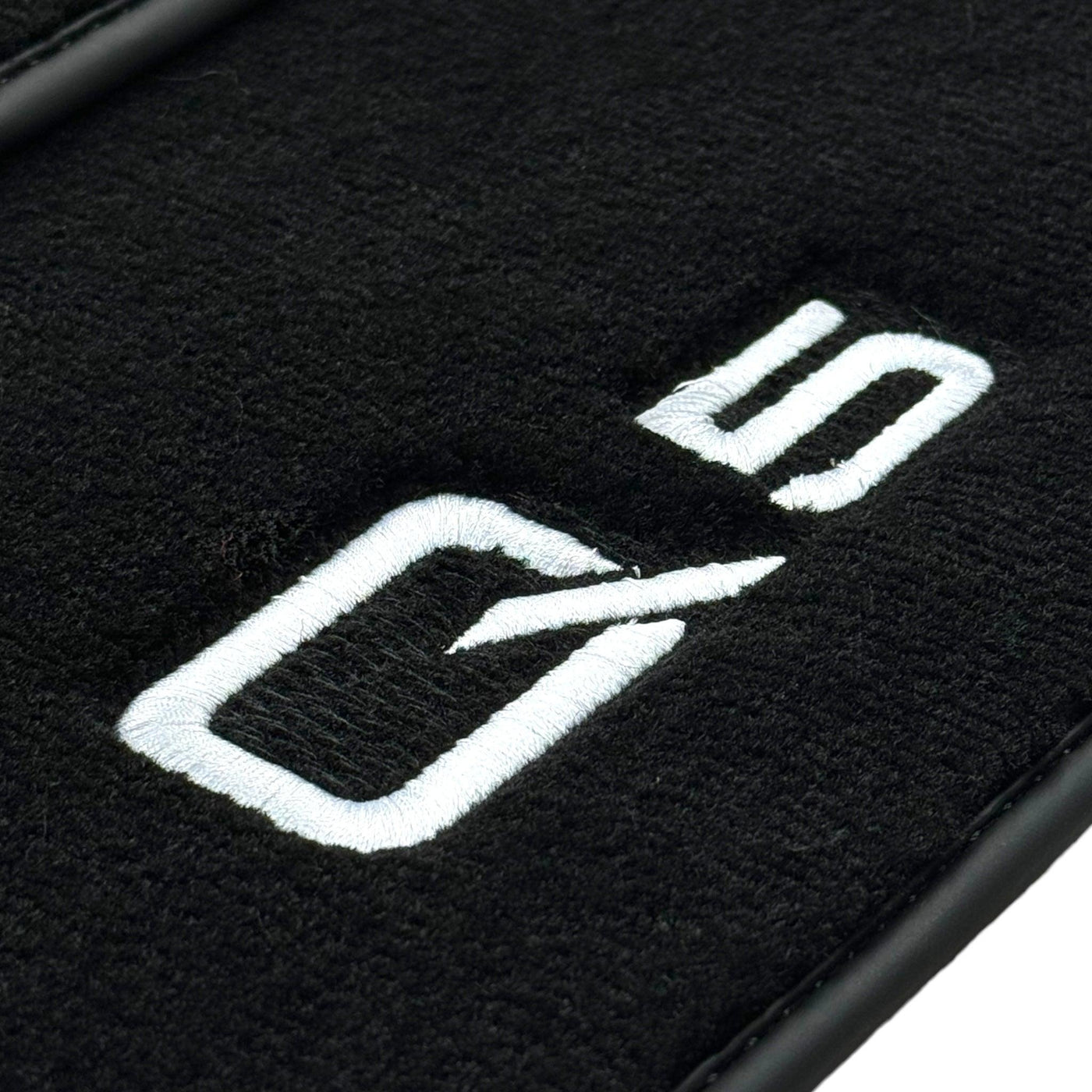 Black Floor Mats for Audi Q5 8R (2008-2017) - AutoWin