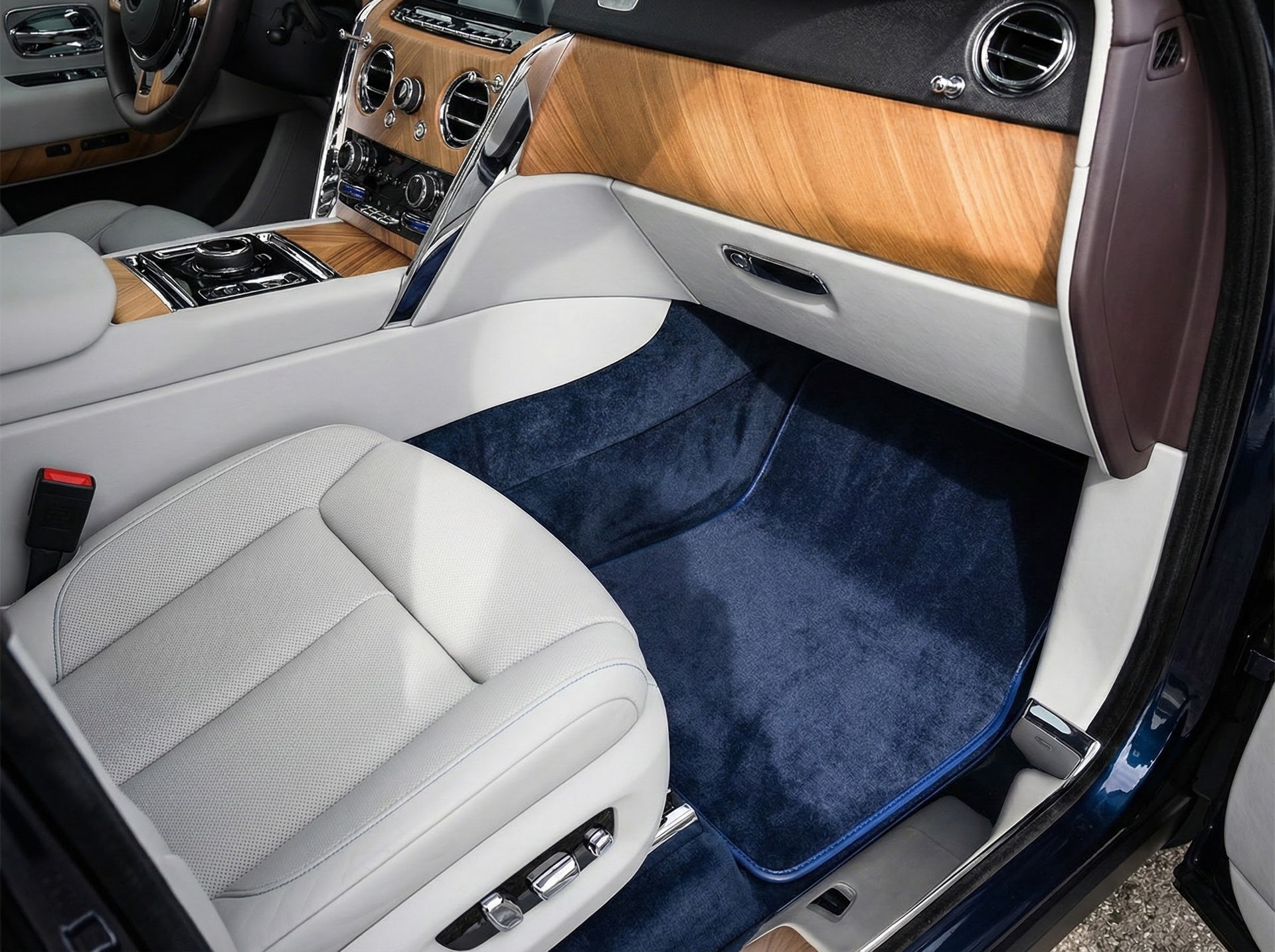 RR31 Cullinan (2018-2026) SUV