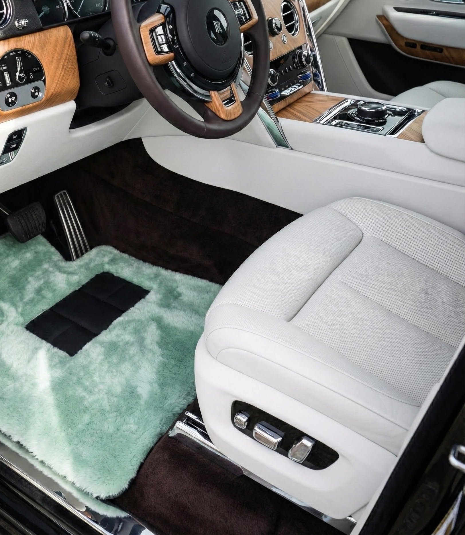 RR31 Cullinan (2018-2026) SUV