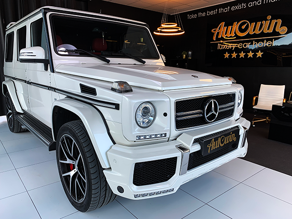 Elevate Your Mercedes-Benz G-Class with Autowin's Premium Floor Mats