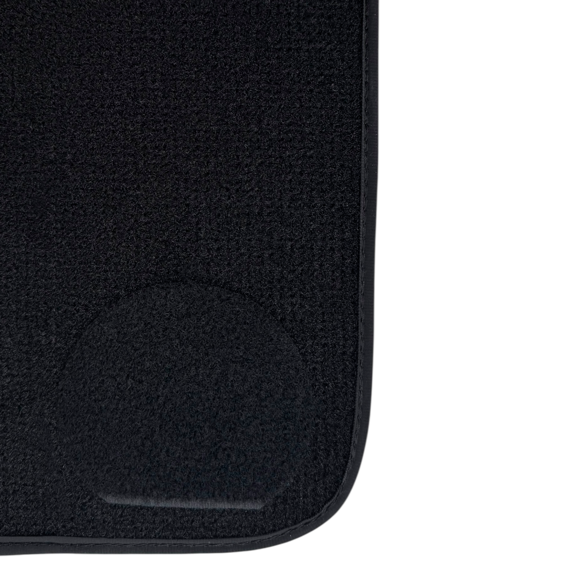 Black Floor Mats for BMW 3 Series G20 4-door Sedan (2019-2024) with Black Floral Skull Design