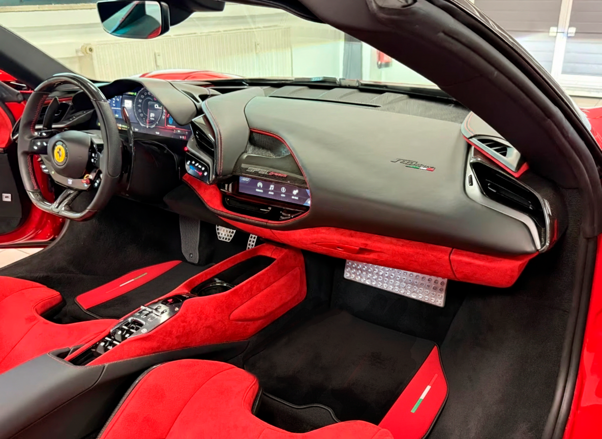 Red Sheepskin Floor Mats for Ferrari Portofino (2018-2023) - AutoWin