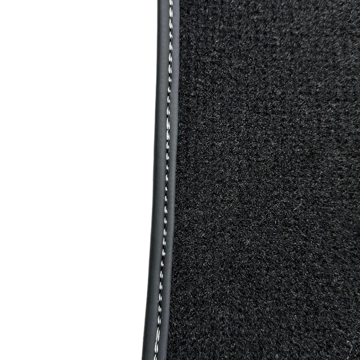 Black Floor Mats for Audi TT MK3 Coupe (2014-2019) - AutoWin