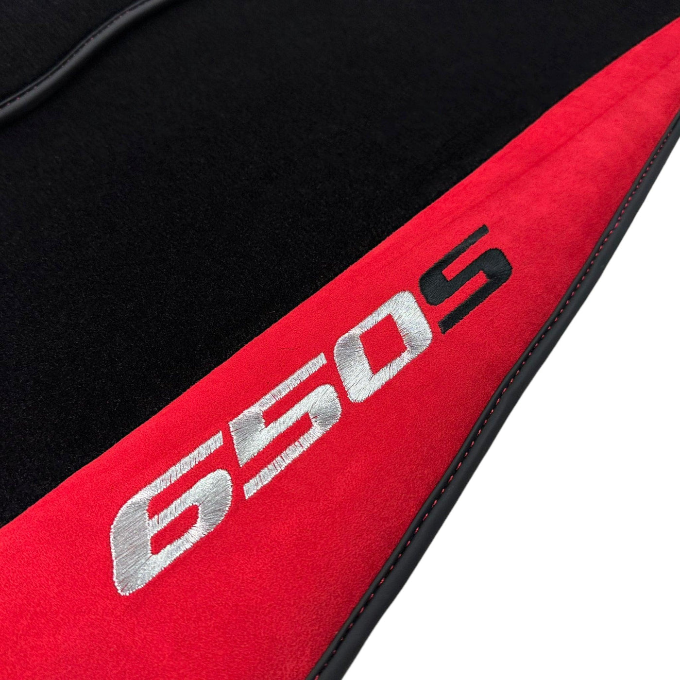 Black Floor Mats For McLaren 650S Black Tailored With Red Alcantara Leather - AutoWin