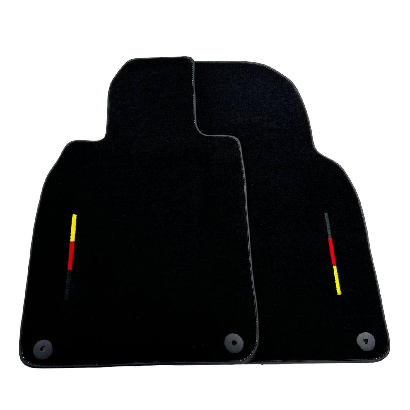 Black Floor Mats for Porsche Cayenne (2003-2010) - AutoWin