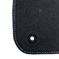 Black Floor Mats for Porsche Cayenne (2003-2010) - AutoWin