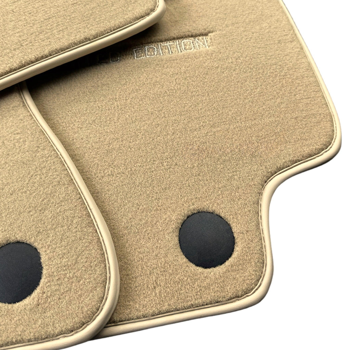 Beige Floor Mats For Mercedes Benz E-Class W211 Sedan (2002-2009) | Limited Edition - AutoWin
