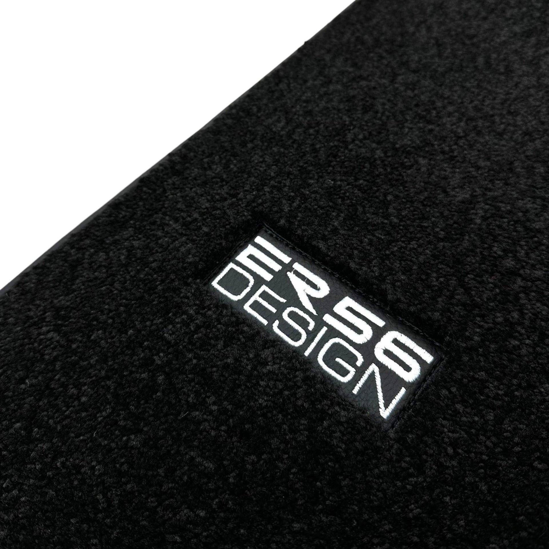 Black Luxury Floor Mats For Mercedes Benz GLA-Class X156 (2017-2020) | ER56 Design - AutoWin