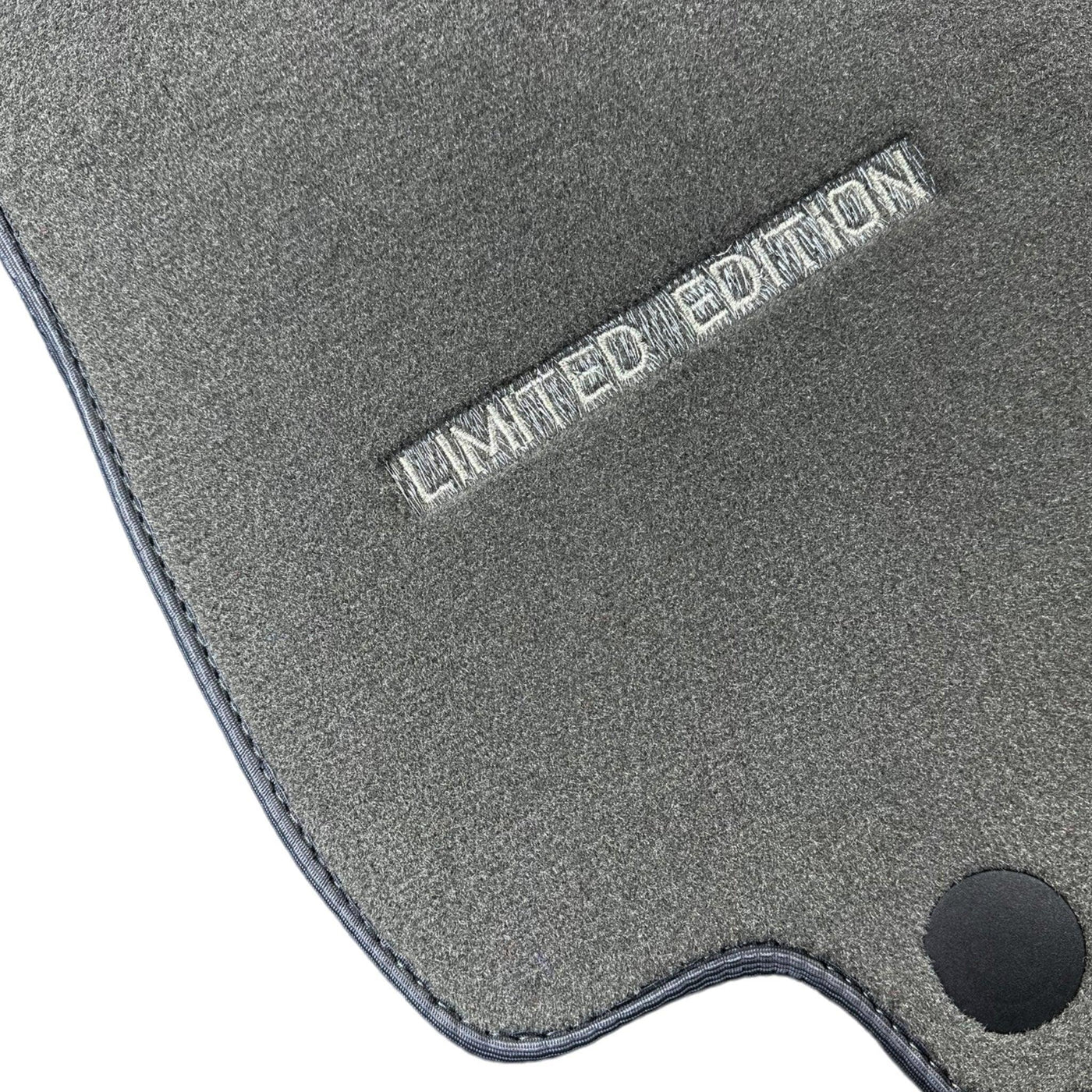 Gray Floor Mats For Mercedes Benz E-Class W210 Sedan 4Matic (1995-2002) | Limited Edition - AutoWin